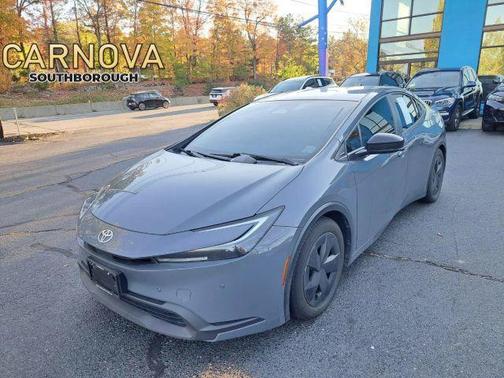 2023 Toyota Prius LE