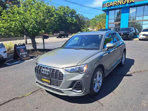 2020 Audi Q3 45 S line Premium