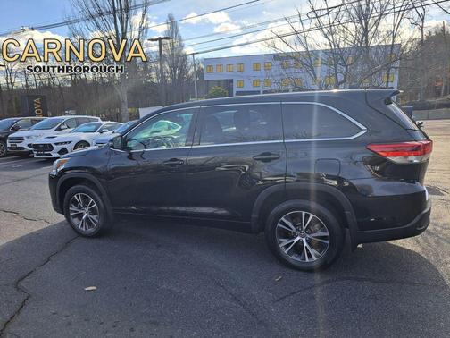 2018 Toyota Highlander LE Plus