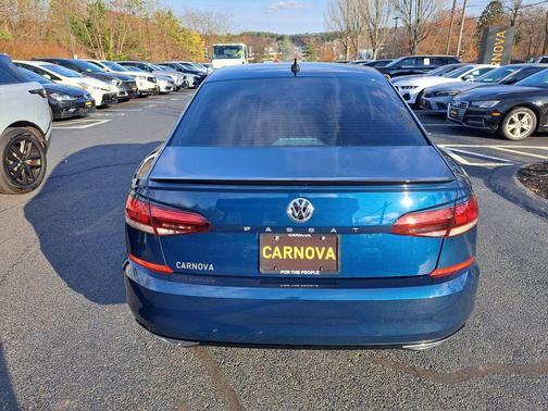 2020 Volkswagen Passat 2.0T R-Line