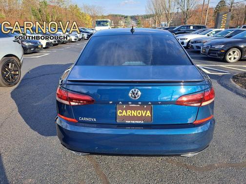 2020 Volkswagen Passat 2.0T R-Line