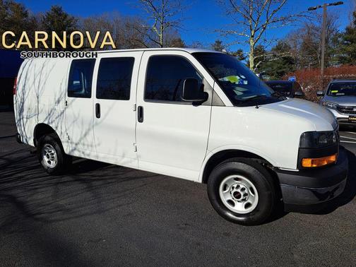 2023 GMC Savana 2500 Work Van