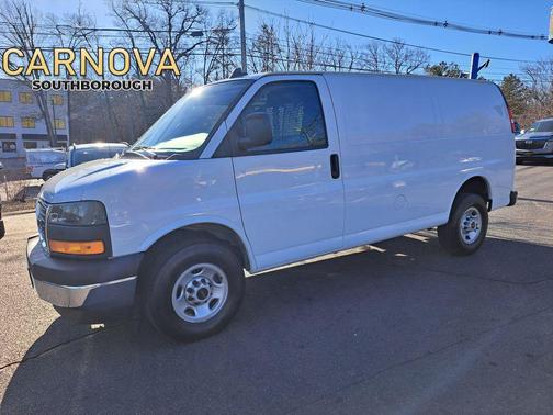 2023 GMC Savana 2500 Work Van