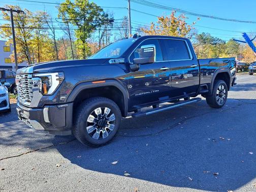 2024 GMC Sierra 2500 Denali