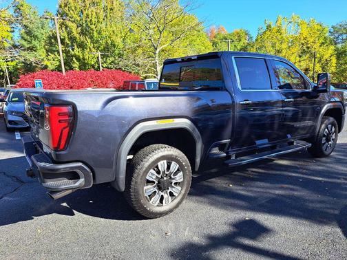 2024 GMC Sierra 2500 Denali