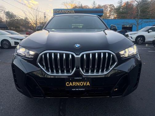 2025 BMW X6 xDrive40i