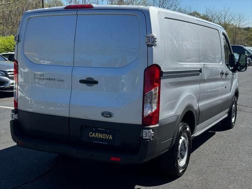 2015 Ford Transit-250 Base