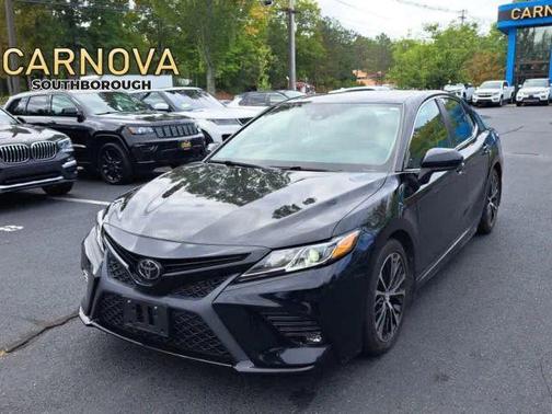 2019 Toyota Camry SE