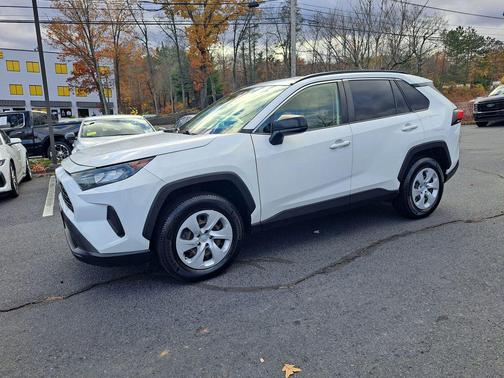 2019 Toyota RAV4 LE