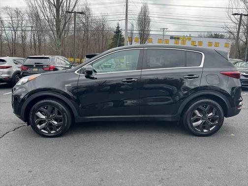 2022 Kia Sportage LX