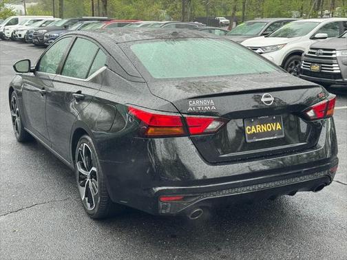 2023 Nissan Altima SR FWD