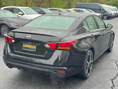 2023 Nissan Altima SR FWD