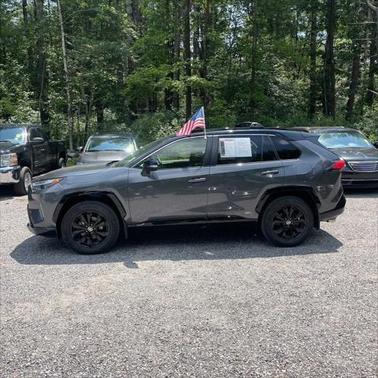 2022 Toyota RAV4 Hybrid SE