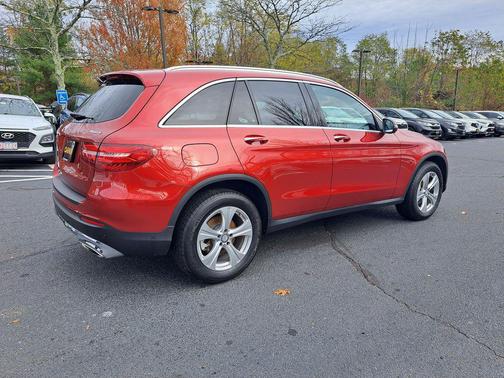 2017 Mercedes-Benz GLC 300 4MATIC