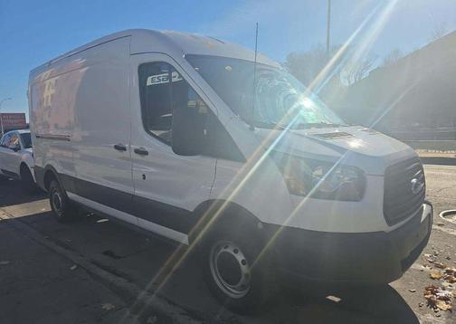 2017 Ford Transit-250 Base