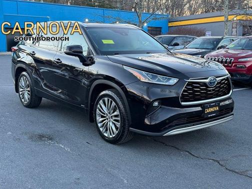 2021 Toyota Highlander Hybrid Platinum