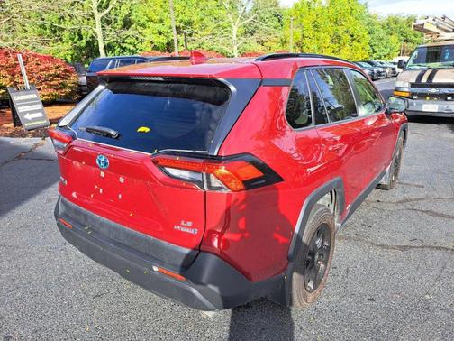 2021 Toyota RAV4 Hybrid LE