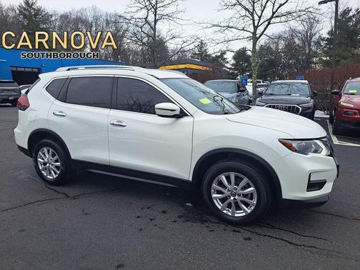 2020 Nissan Rogue SV