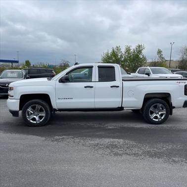 2017 Chevrolet Silverado 1500 Custom
