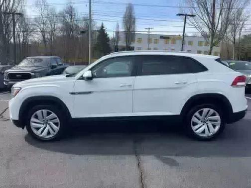2022 Volkswagen Atlas Cross Sport 3.6L V6 SE w/Technology