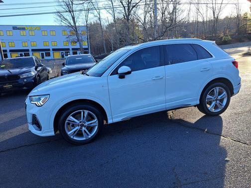 2022 Audi Q3 45 S line Premium Plus