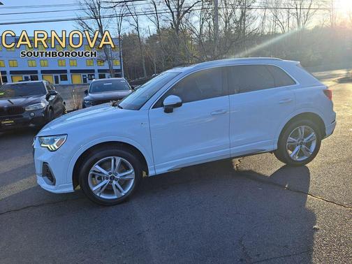 2022 Audi Q3 45 S line Premium Plus