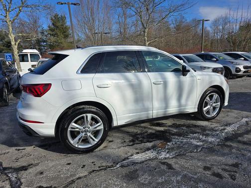 2020 Audi Q3 45 S line Premium