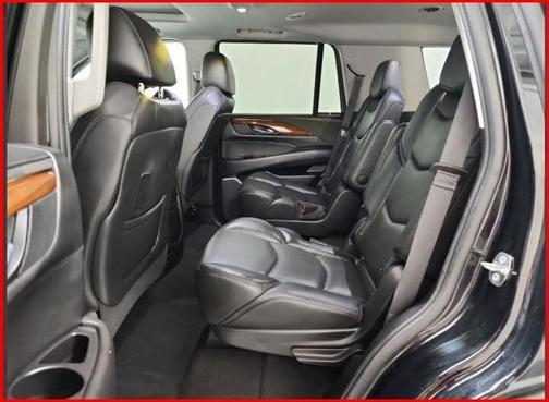 2019 Cadillac Escalade Luxury