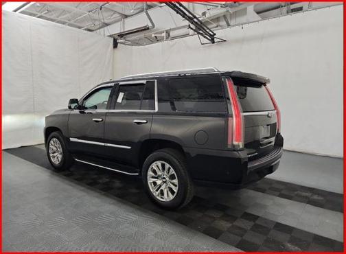 2019 Cadillac Escalade Luxury