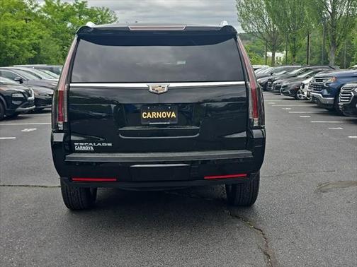 2019 Cadillac Escalade Luxury