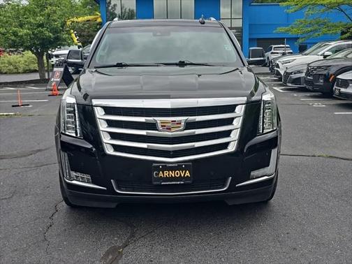 2019 Cadillac Escalade Luxury