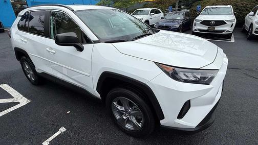 2022 Toyota RAV4 Hybrid LE