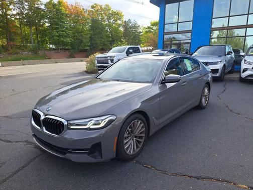 2022 BMW 530 i xDrive