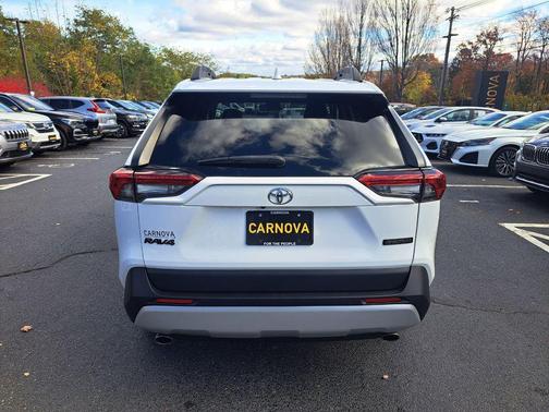 2022 Toyota RAV4 Adventure