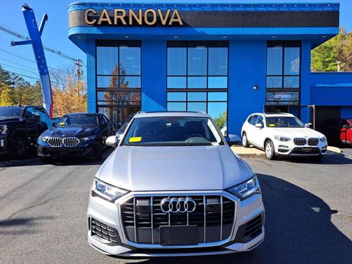 2022 Audi Q7 55 Premium Plus
