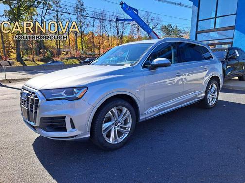 2022 Audi Q7 55 Premium Plus