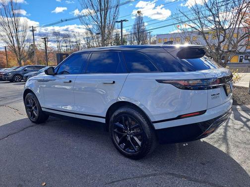 2024 Land Rover Range Rover Velar P250 SE R-Dynamic