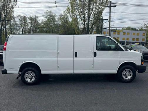 2022 Chevrolet Express 2500 RWD 2500 Extended Wheelbase WT