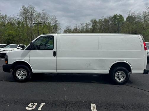 2022 Chevrolet Express 2500 RWD 2500 Extended Wheelbase WT