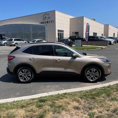 2020 Ford Escape SEL