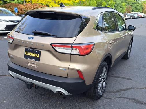 2020 Ford Escape SEL