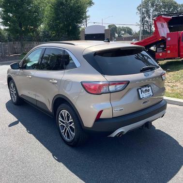 2020 Ford Escape SEL