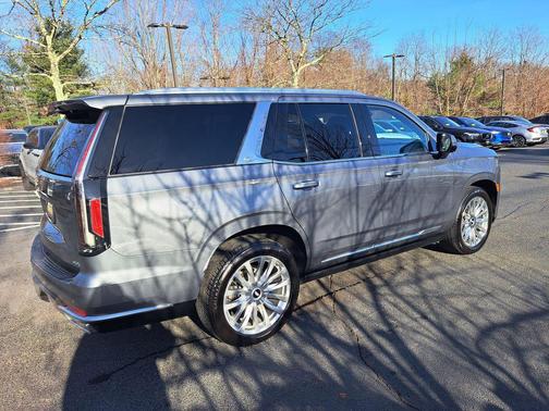2022 Cadillac Escalade Premium Luxury