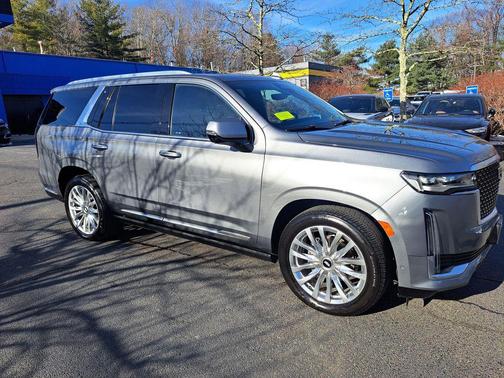 2022 Cadillac Escalade Premium Luxury