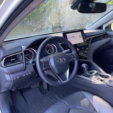 2023 Toyota Camry Hybrid XLE