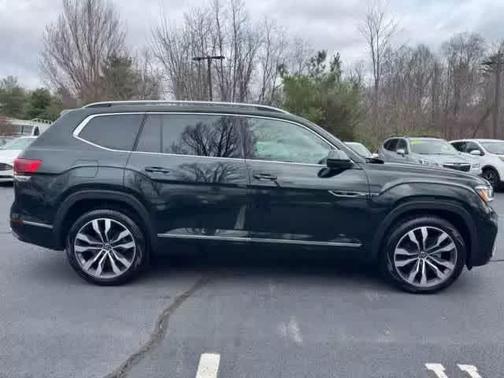 2021 Volkswagen Atlas 3.6L SEL Premium