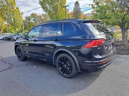 2022 Volkswagen Tiguan 2.0T SE R-Line Black 4MOTION