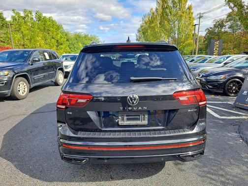 2022 Volkswagen Tiguan 2.0T SE R-Line Black 4MOTION