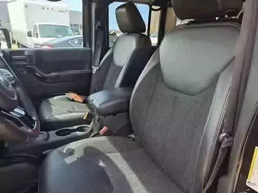 2017 Jeep Wrangler Unlimited Winter 4x4