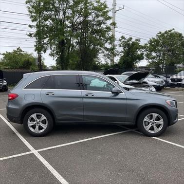 2018 Mercedes-Benz GLC 300 4MATIC